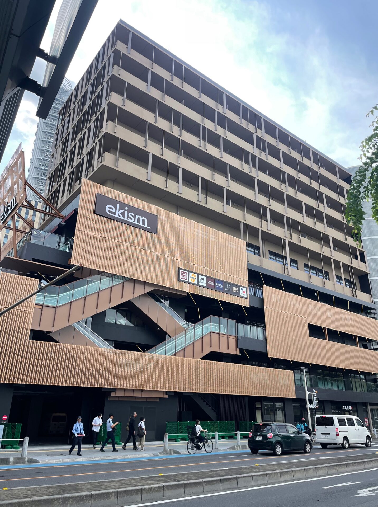 さいたま新都心駅直結型複合賃貸住宅